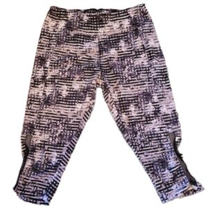 MARIKA Cropped Leggings with Mesh Detail on Lower Leg, Size XL